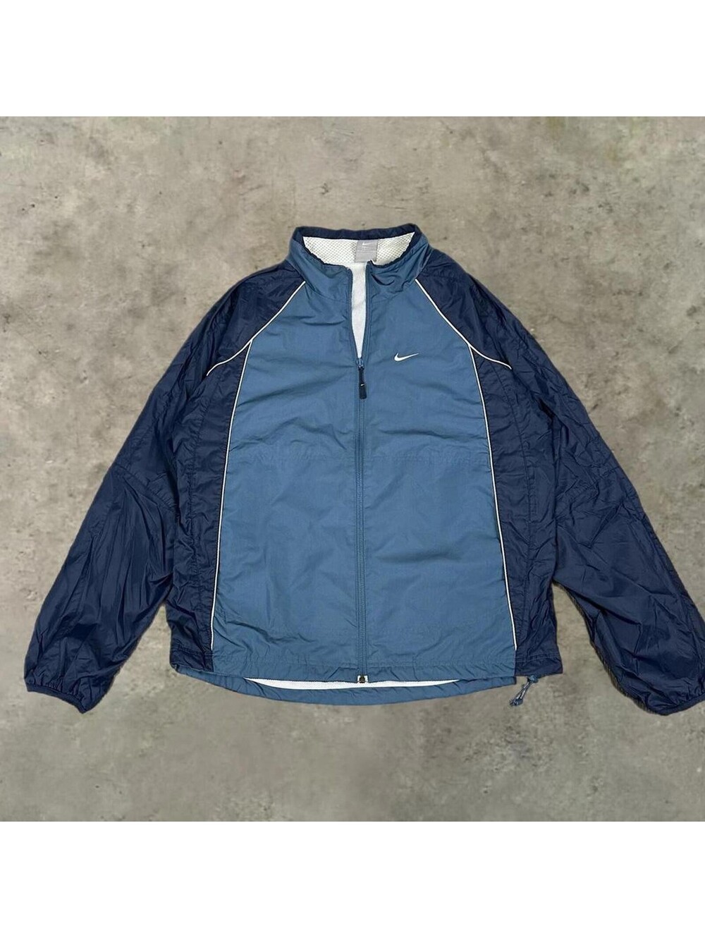 Vintage Nike navy blue athletic track‎ zipup windbreaker jacket Large